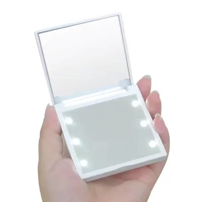 Lighted Portable Makeup Mirror - Image 6